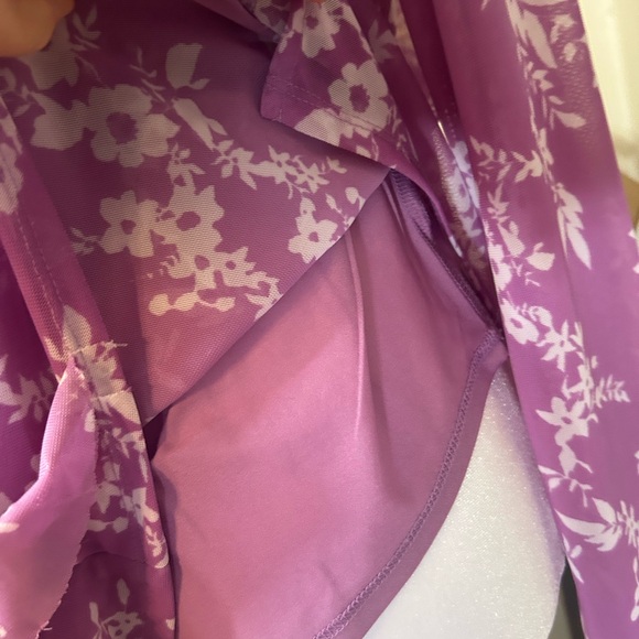 IMAN Floral Ruffle Blouse - Pink and White - Picture 3 of 5